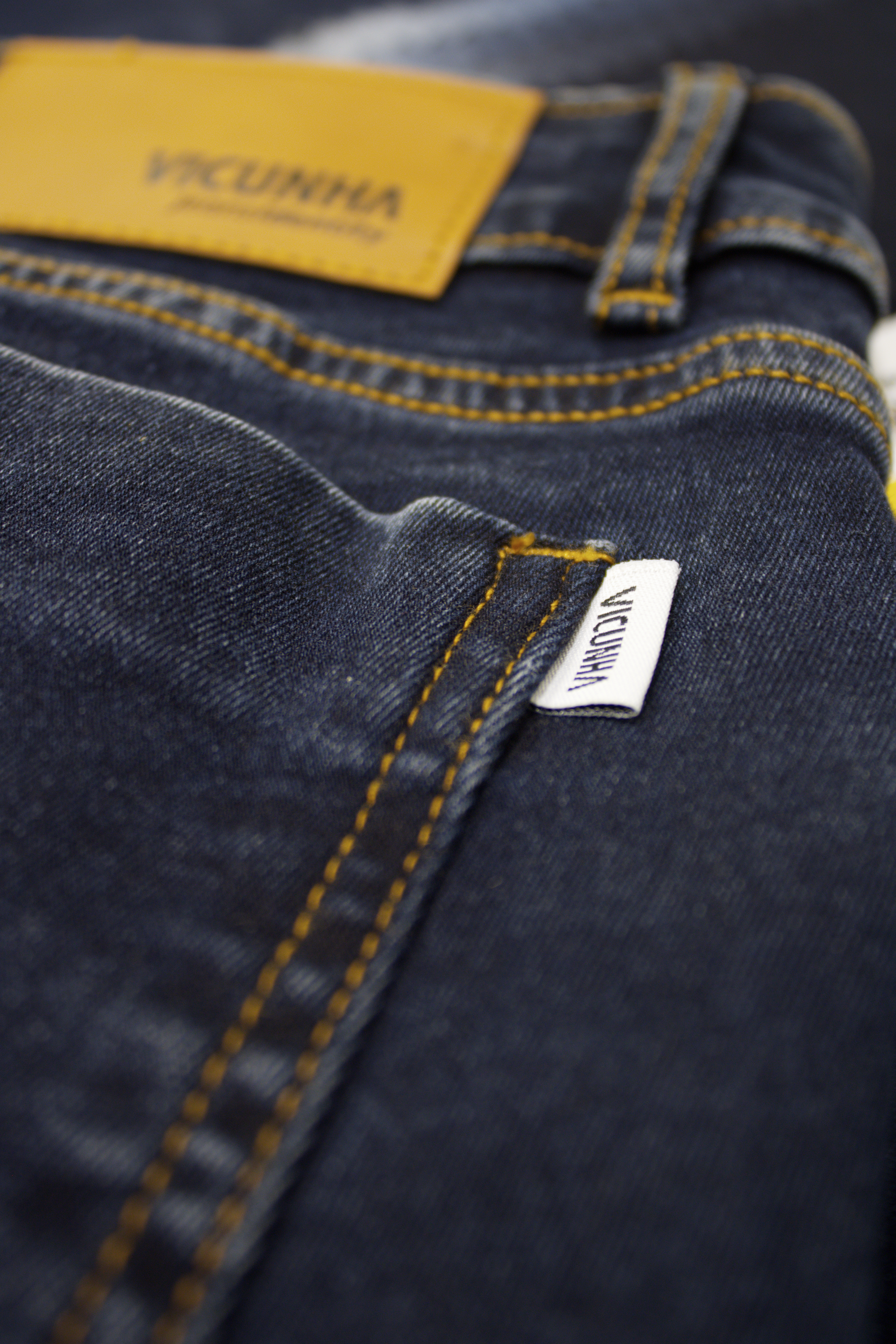 CATARINA BLUE BLACK PLUS